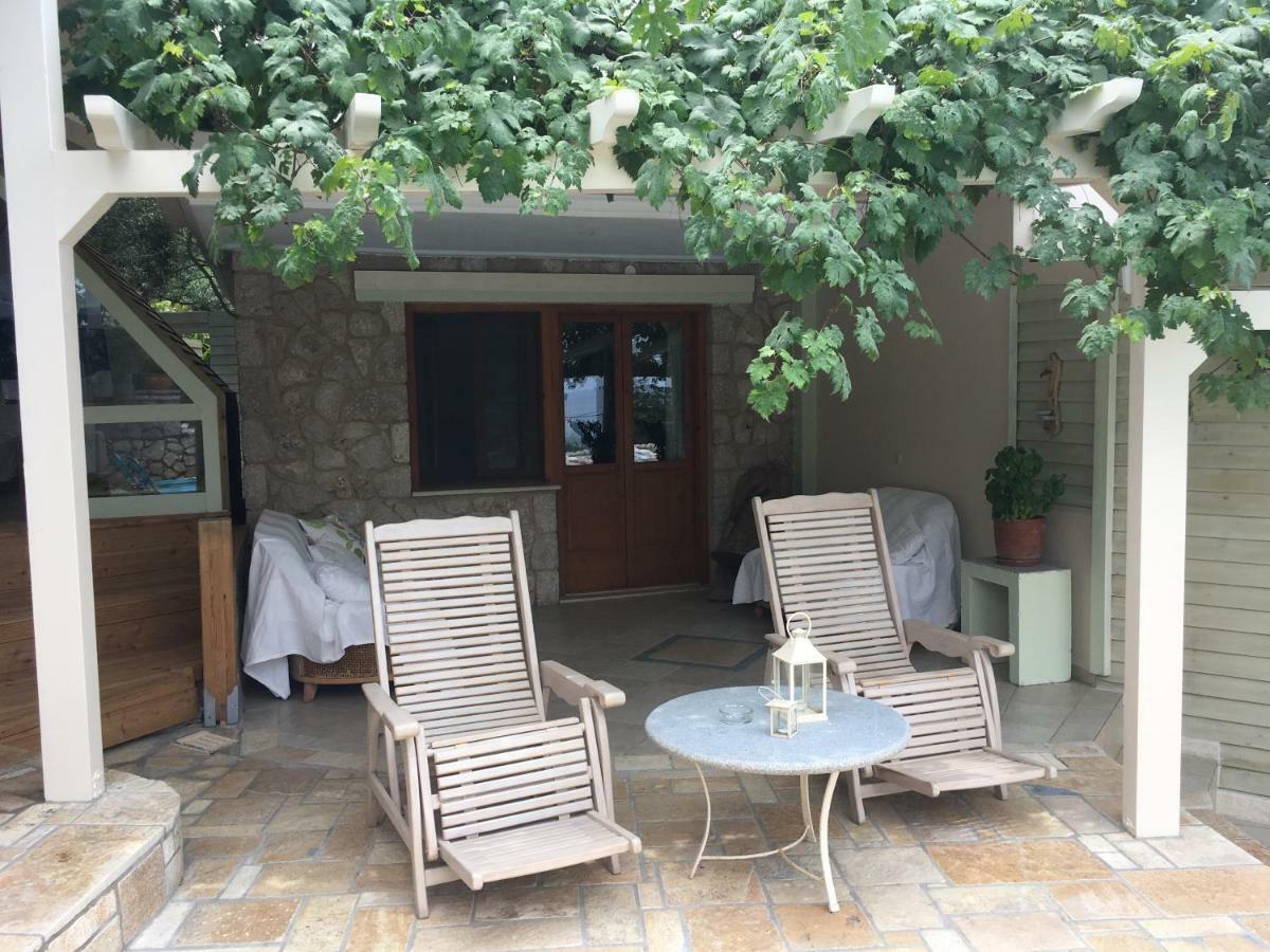 Villa Christianna Studios Ayios Nikitas Luaran gambar